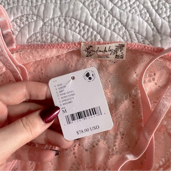NWT - Free People - Intimately FP - Lace Night Rhythm Thong Bodysuit Pink Shell - Picture 6 of 10